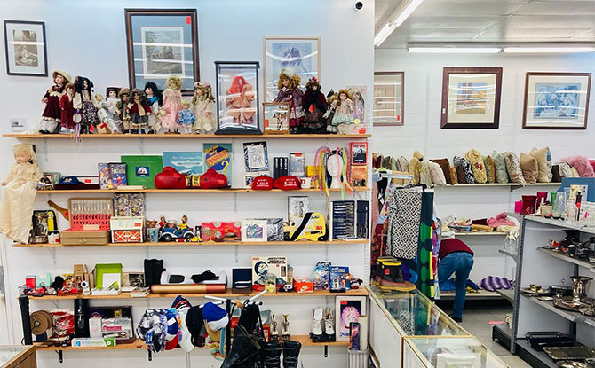 Explore Top Thrift Stores in Los Angeles - Shop & Save Now