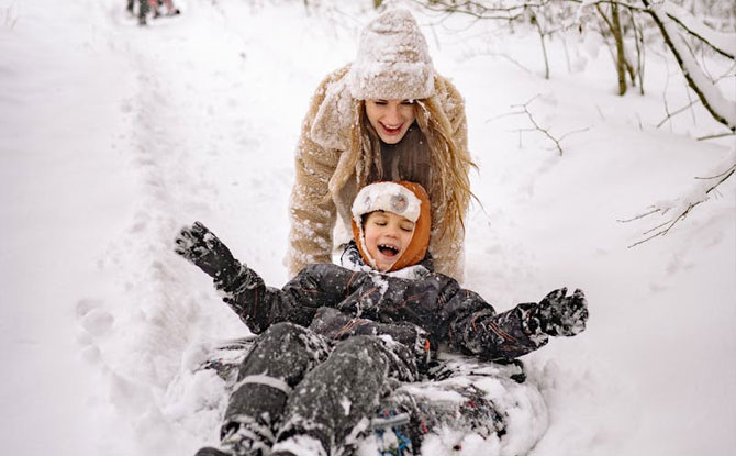 Eco-Friendly Snow Fun: Zero-Waste Winter Adventures